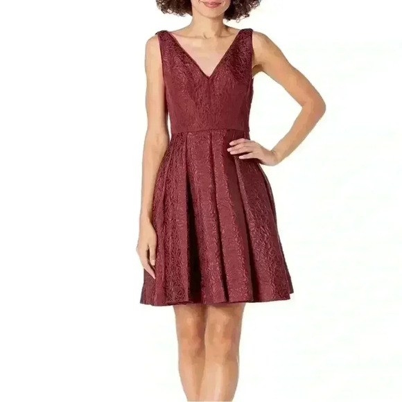 ERIN by Erin Fetherston Coco Jacquard Fit & Flare Dress in Crimson sz 6 Cocktail - Picture 1 of 11